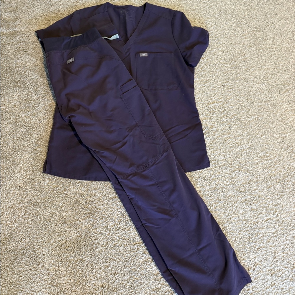 Figs Deep Purple Scrub Top